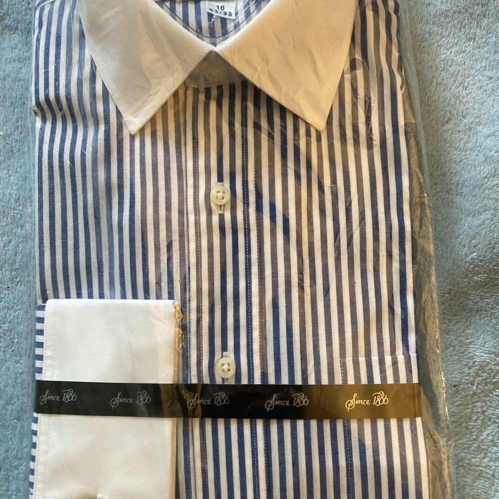 Peter England , Nino Gerriti , Sears and Roebuck long sleeve dress shirts - Picture 5 of 9